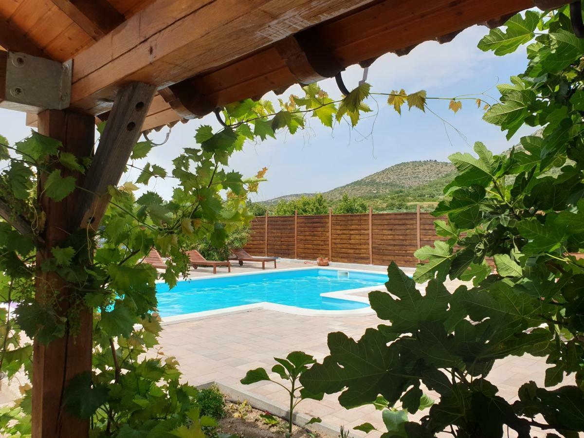 Apartment Smilje Sibenik Exterior photo